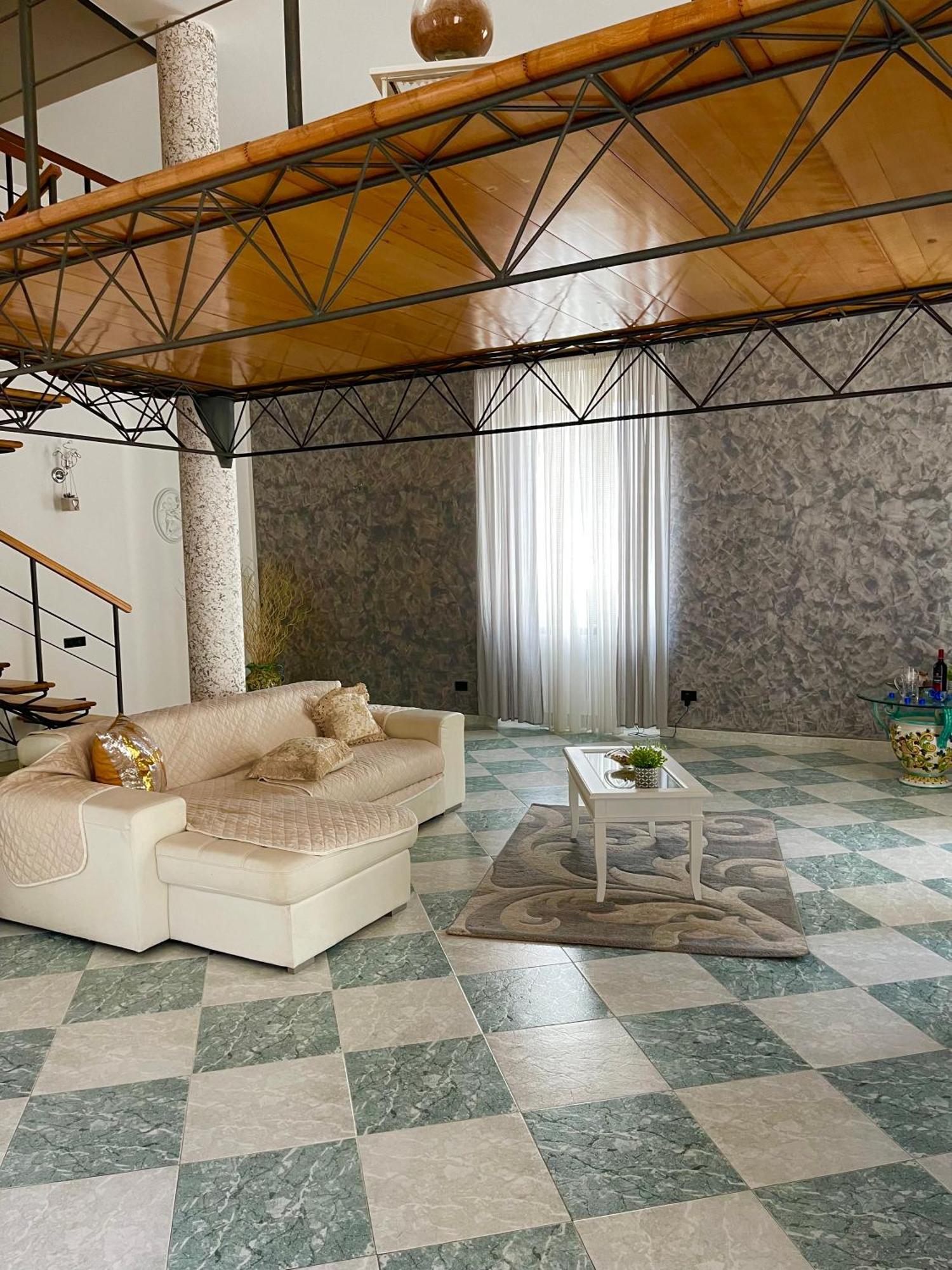 Апартаменты Holiday House Il Castello Di Anna Виетри Экстерьер фото